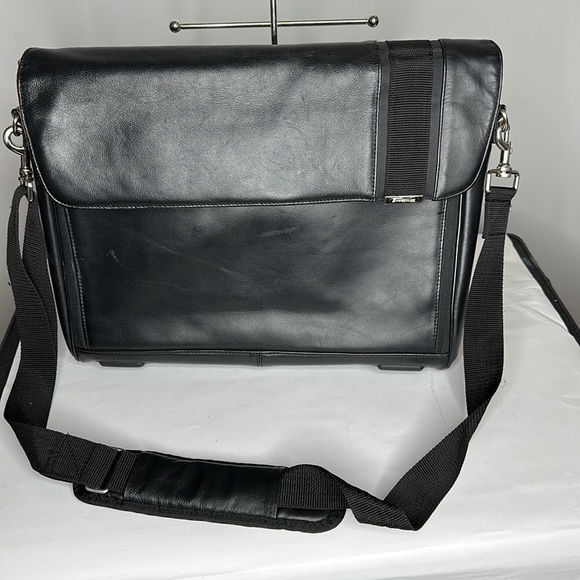 Targus leather computer bag messenger bag - Picture 5 of 6